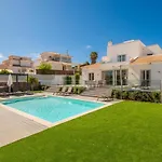 Prisma By Select Villa *