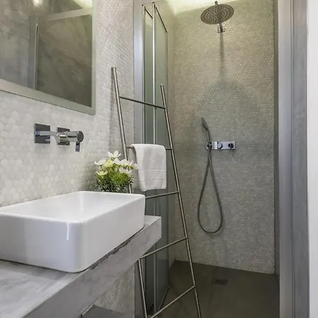Prisma By Select Villa *