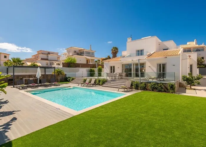 Prisma By Select Villa *